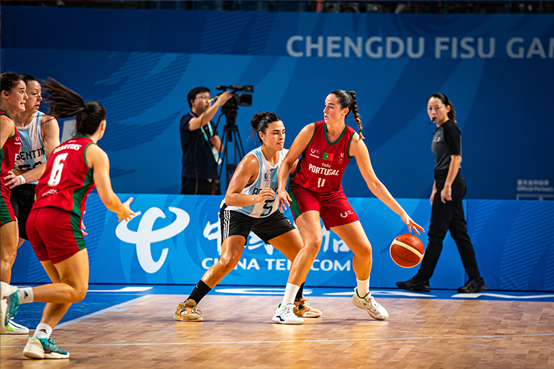 FADU - Primeira vitória no basquetebol feminino nos Jogos Mundiais  Universitários