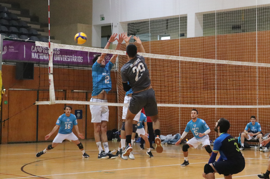 MEIAS-FINAIS DO EUROPEU – FEMININOS - Federação Portuguesa de Voleibol